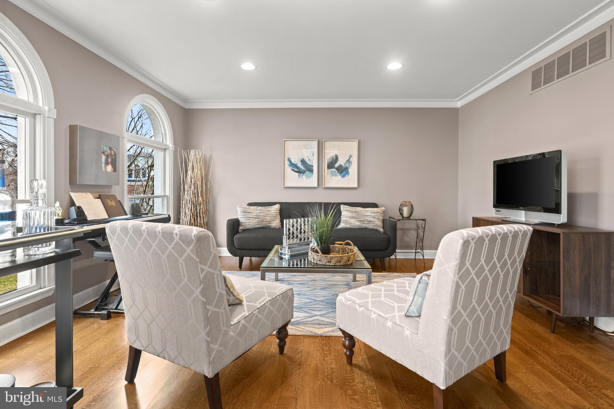 HAMPTON RIDGE - Residential