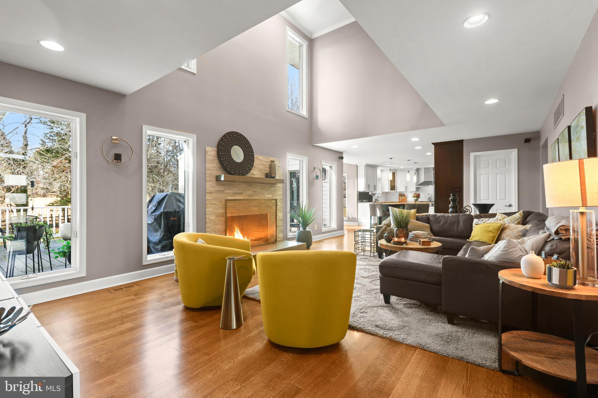 HAMPTON RIDGE - Residential