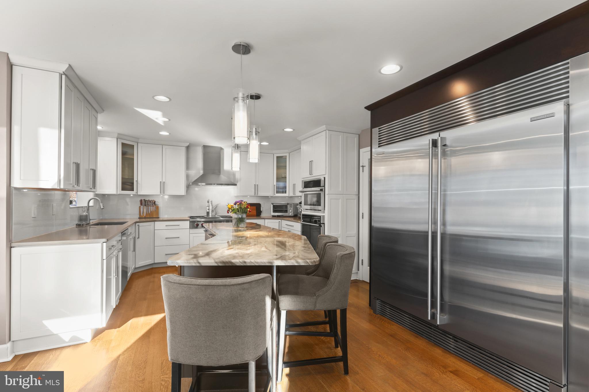 HAMPTON RIDGE - Residential