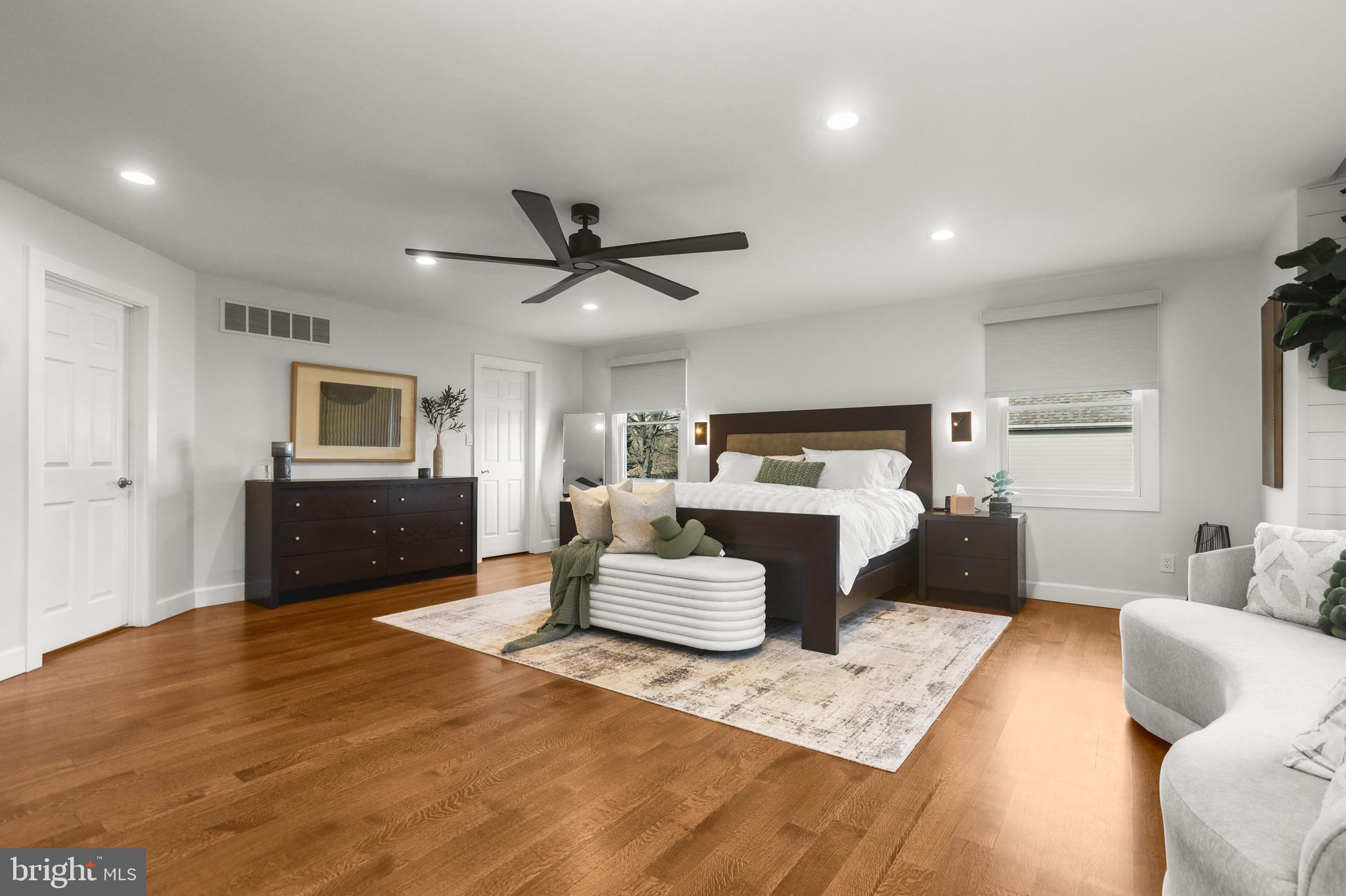 HAMPTON RIDGE - Residential