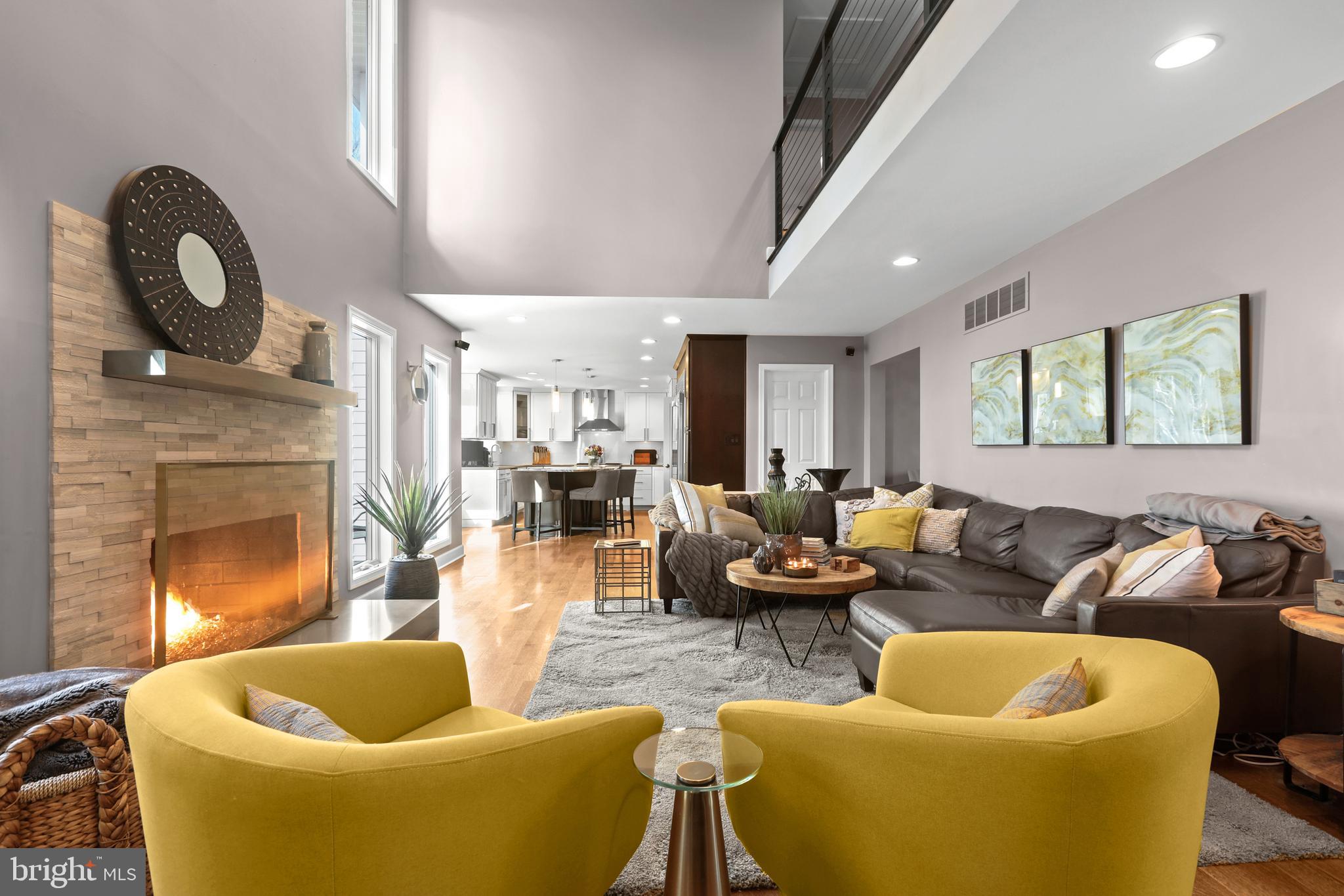 HAMPTON RIDGE - Residential