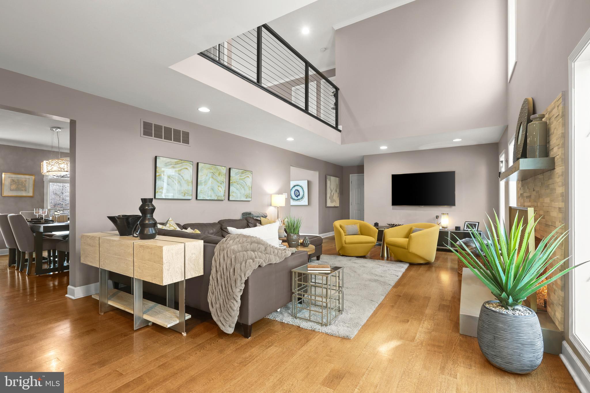 HAMPTON RIDGE - Residential