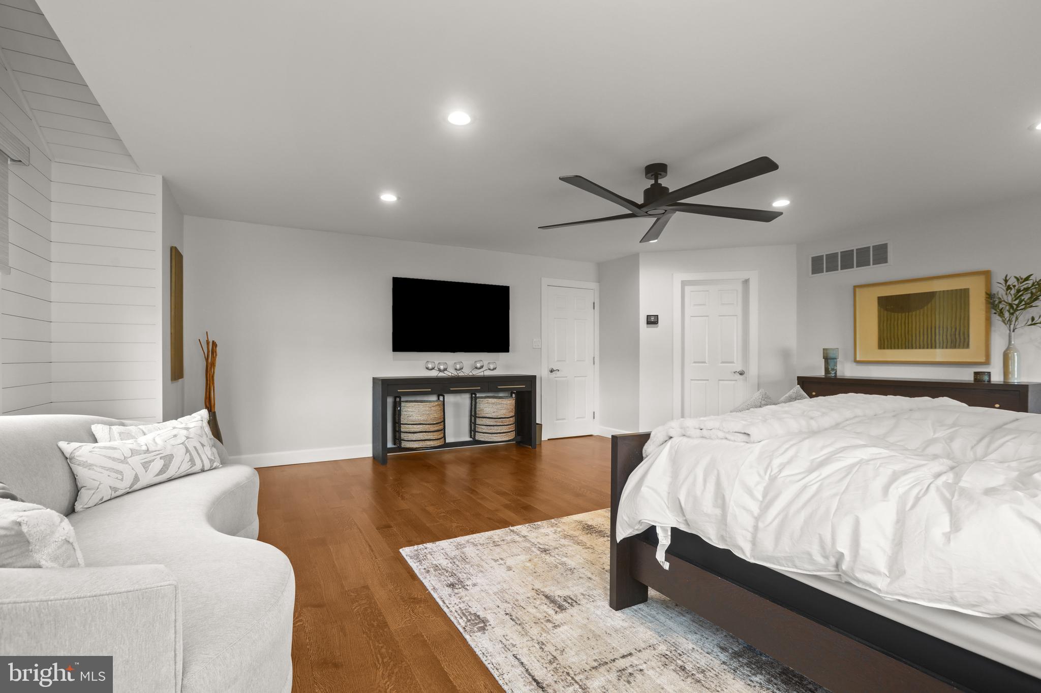 HAMPTON RIDGE - Residential