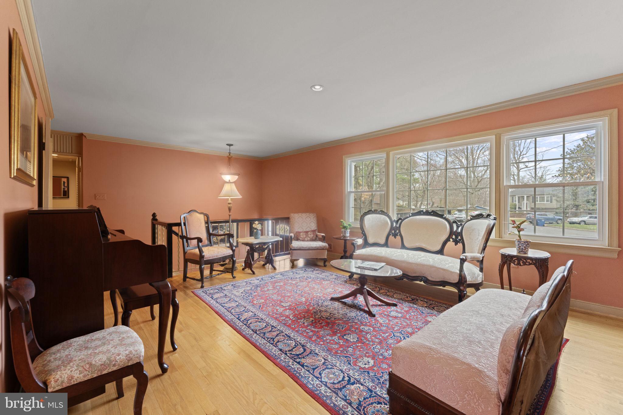 9303 SWINBURNE COURT