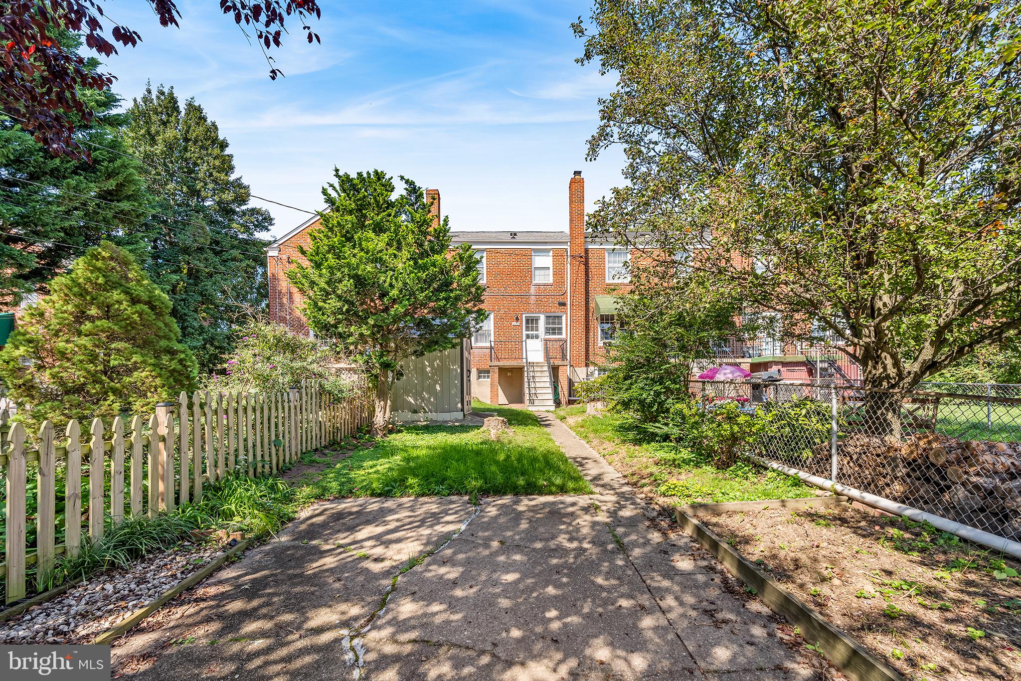 LOCH RAVEN MANOR - Residential