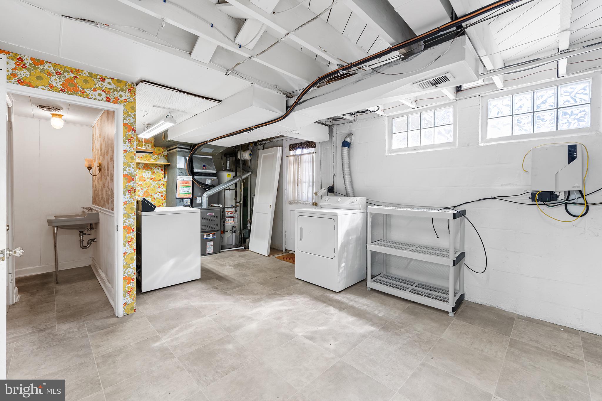 LOCH RAVEN MANOR - Residential