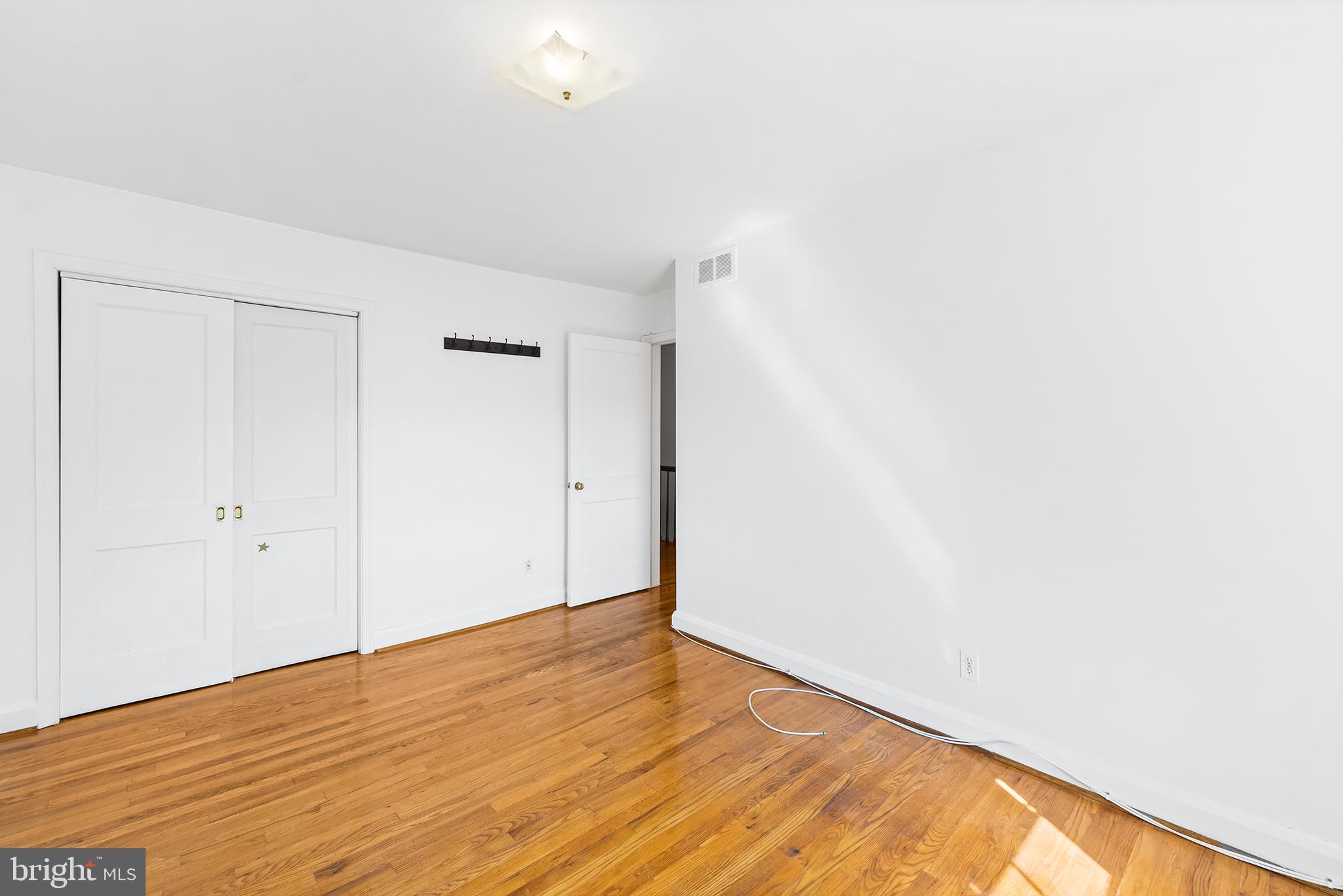 LOCH RAVEN MANOR - Residential