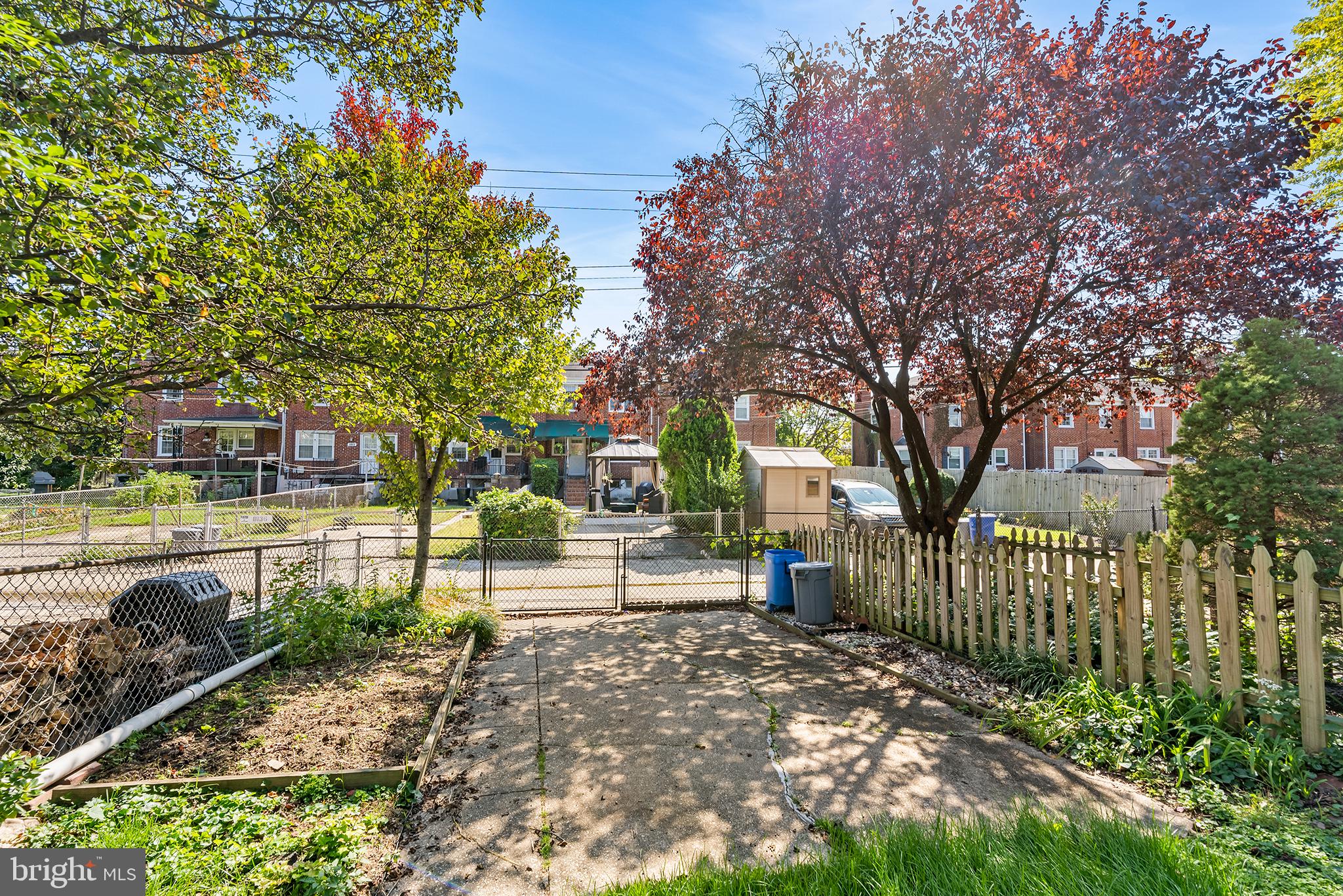 LOCH RAVEN MANOR - Residential