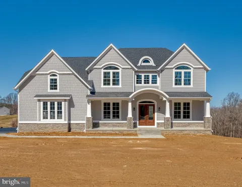 MLS: MDHR2038244