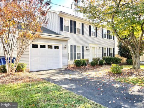 1306 MISTYVALE STREET HERNDON VA 20170