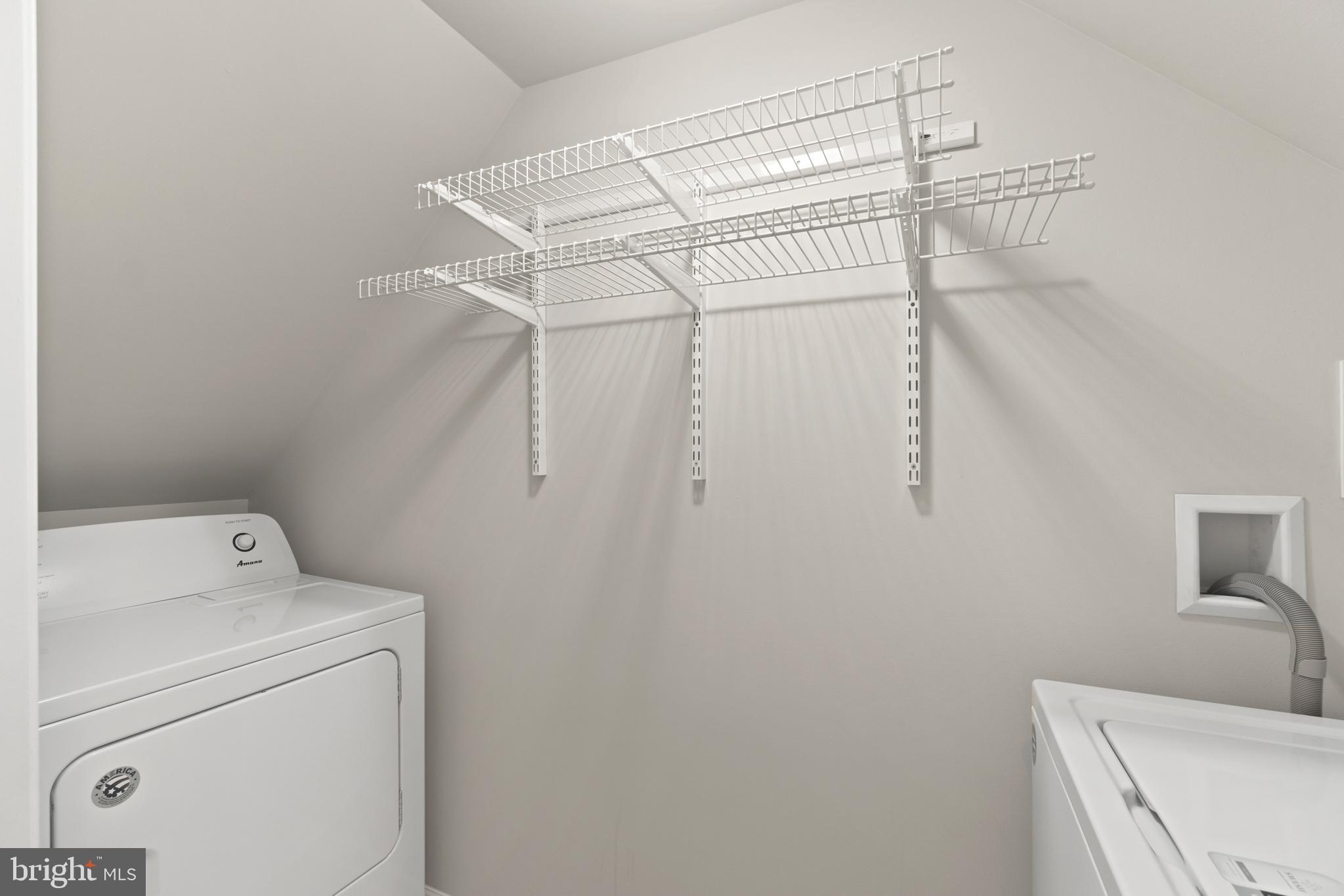 BELMONT COUNTRY CLUB - Residential Lease