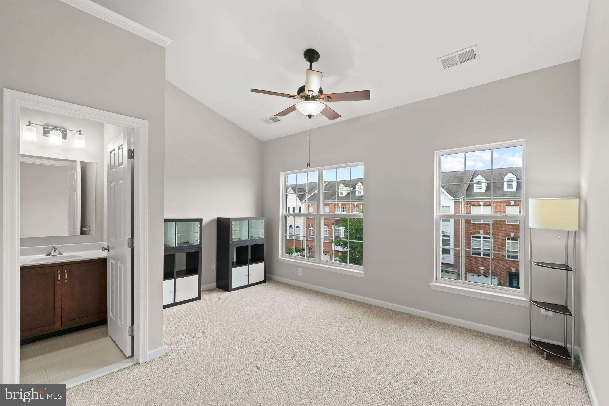 BELMONT COUNTRY CLUB - Residential Lease