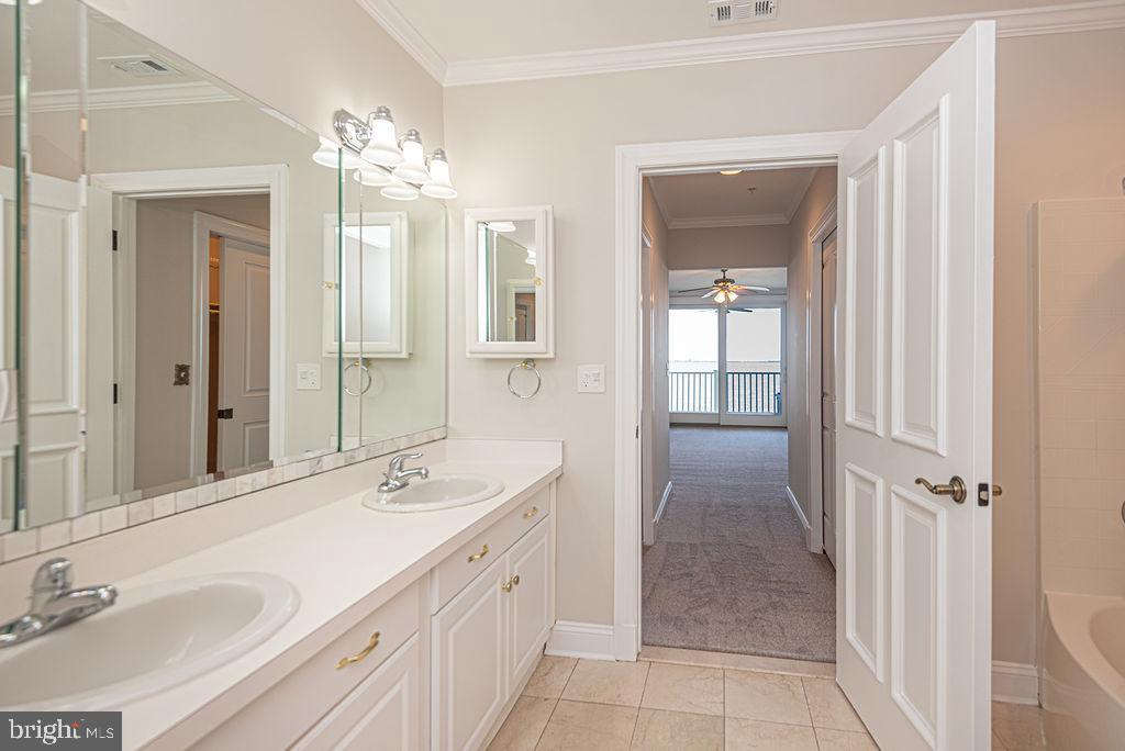 OCEAN PINES - THE POINT - Residential