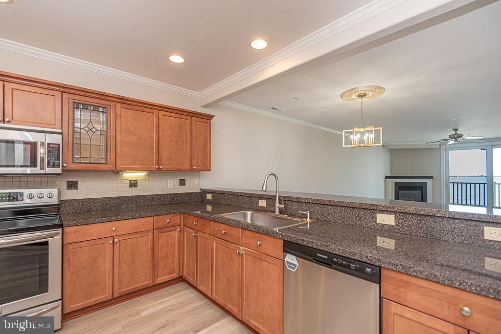 OCEAN PINES - THE POINT - Residential