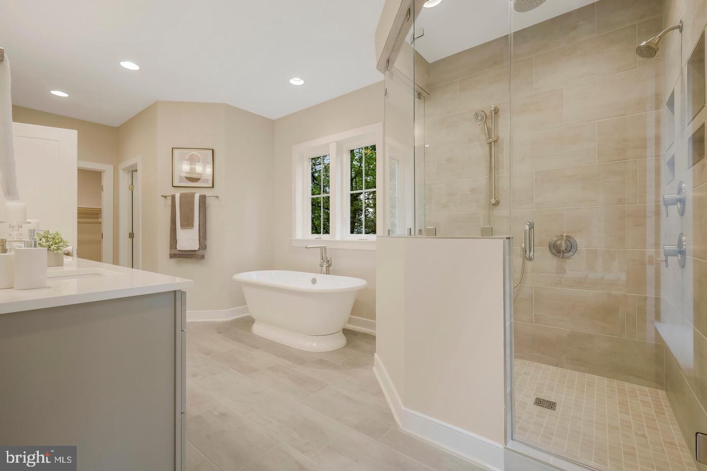 POPLAR HEIGHTS - Residential