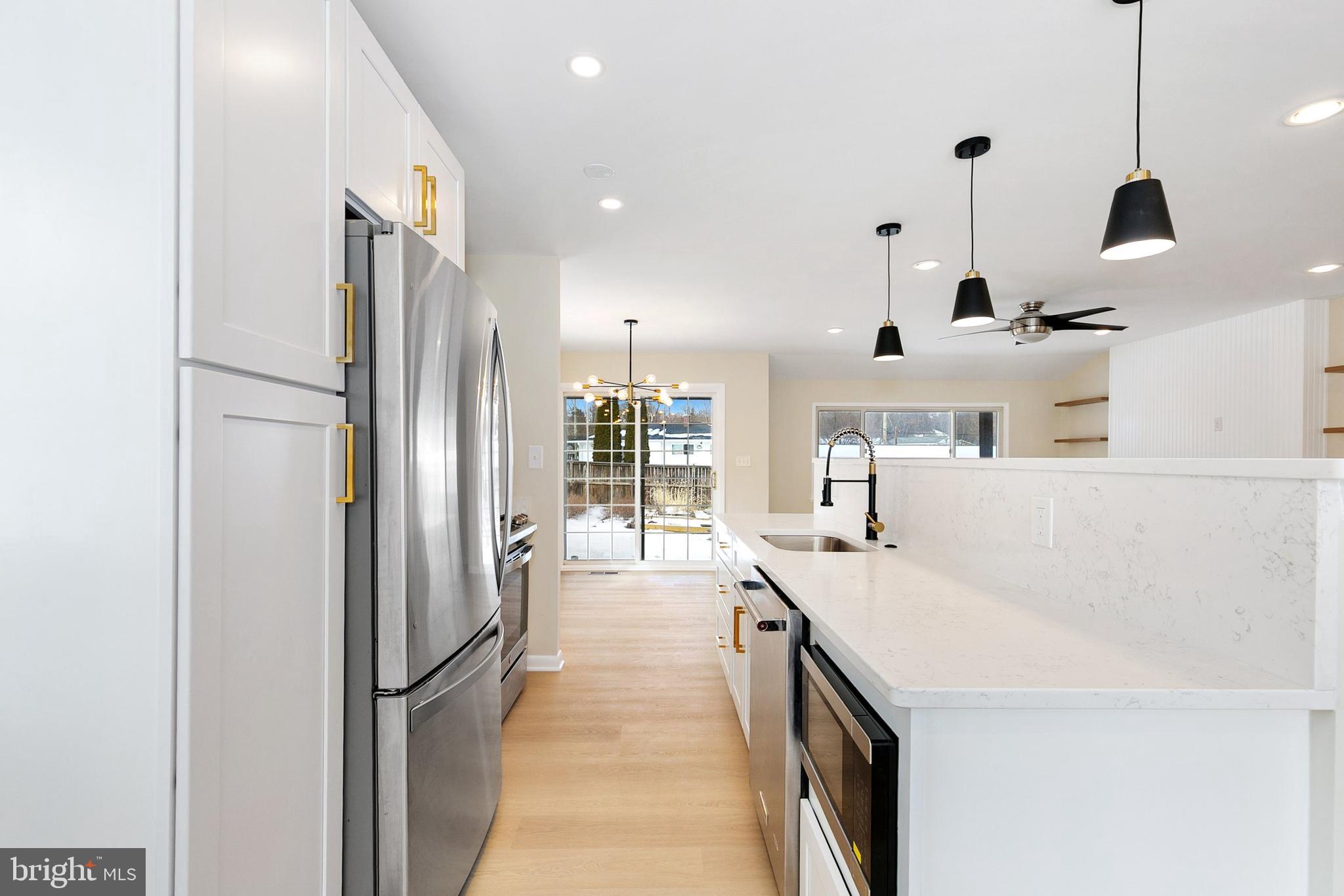 WHEATON WOODS - Residential