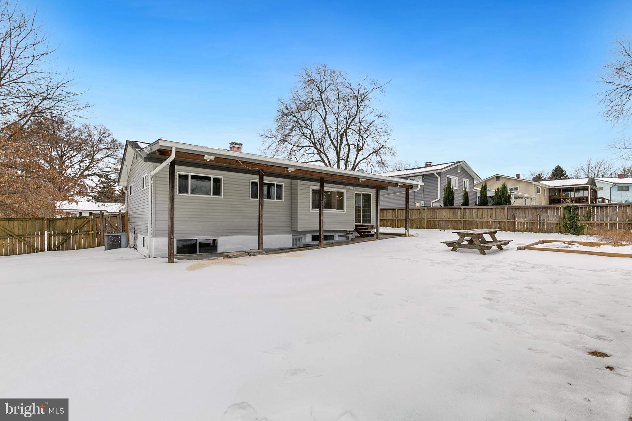 WHEATON WOODS - Residential