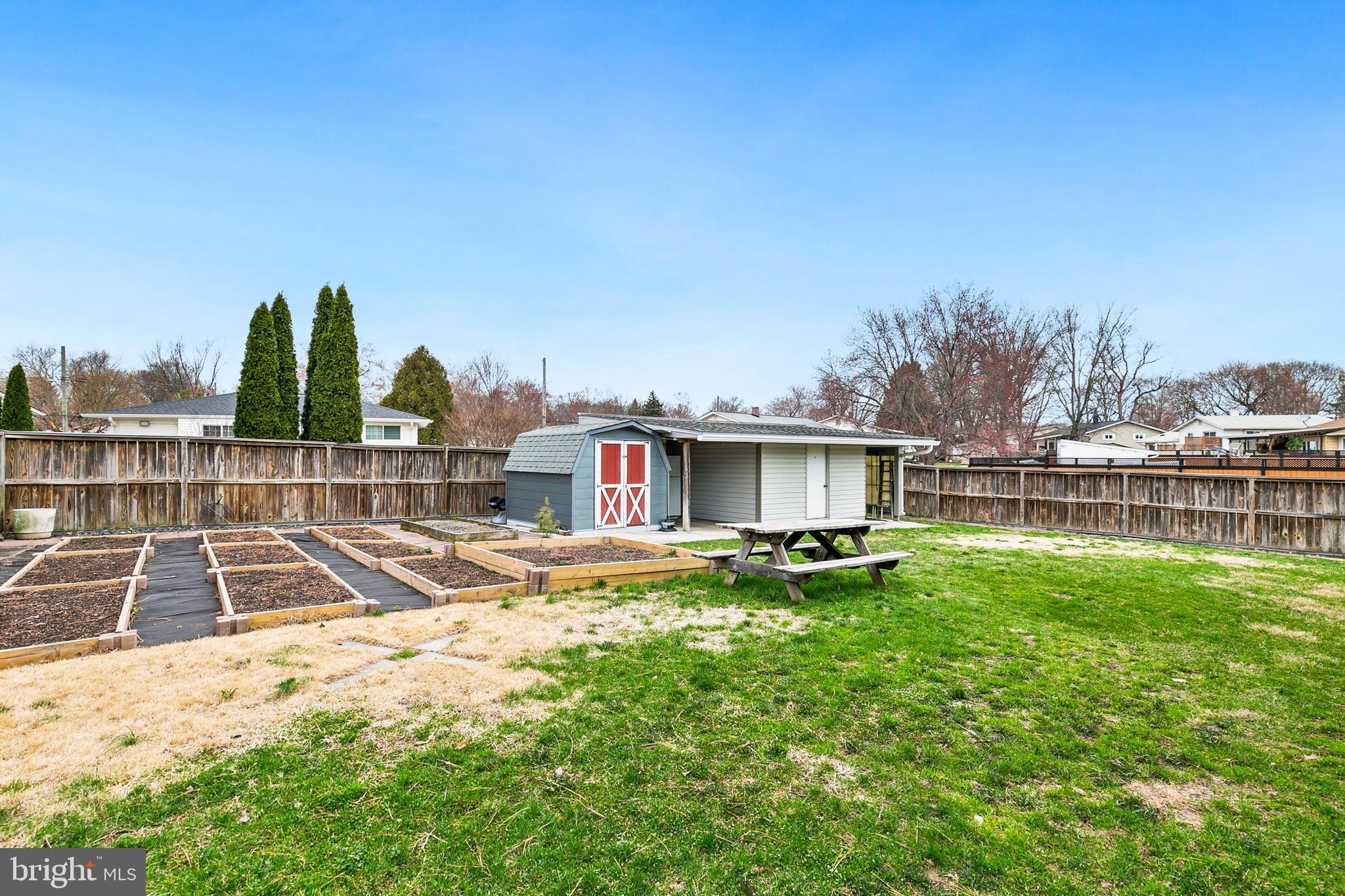 WHEATON WOODS - Residential