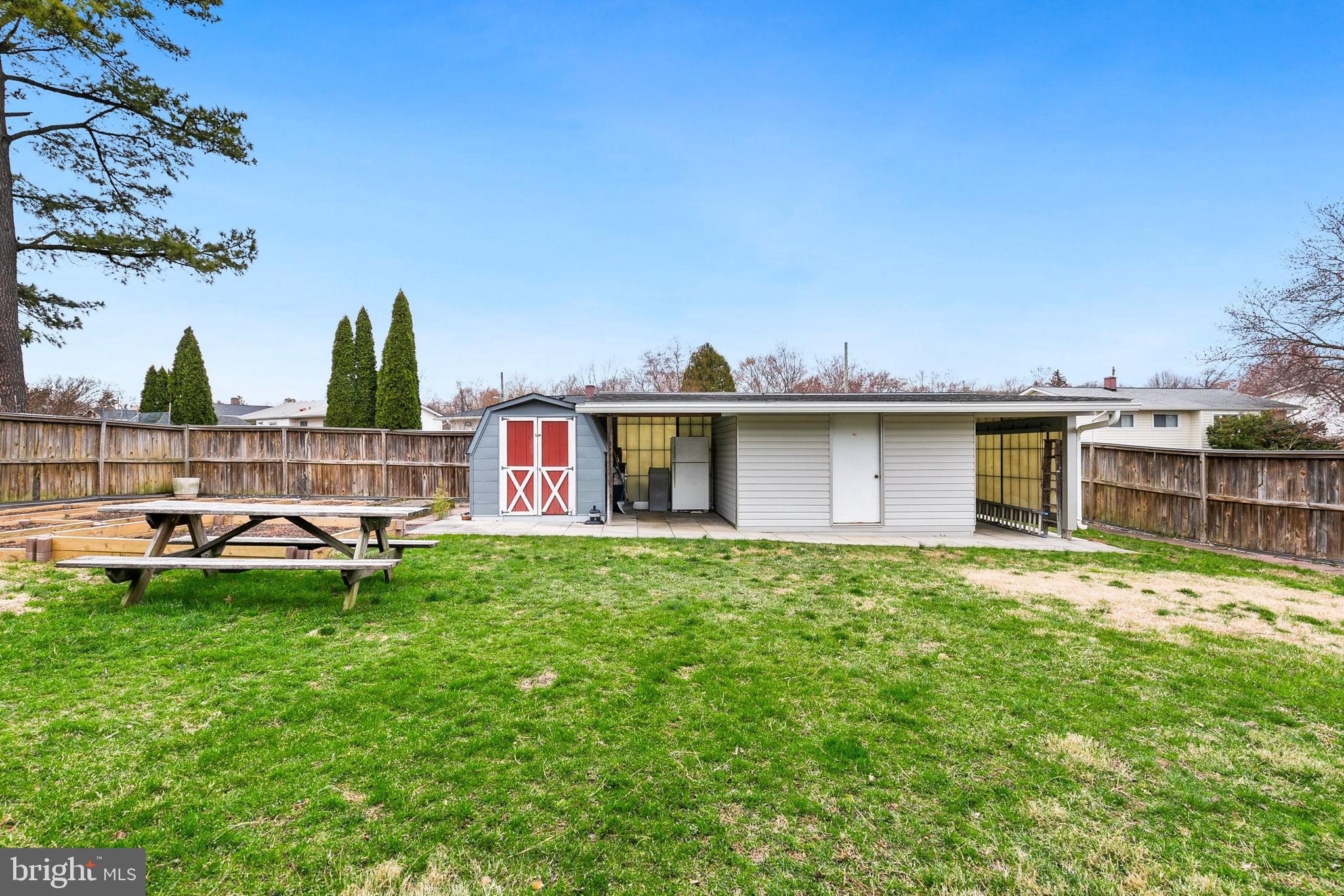 WHEATON WOODS - Residential