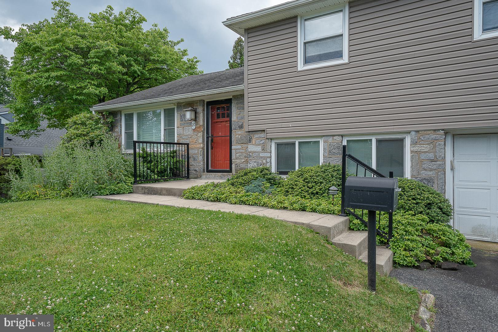 20 FAIRVIEW ROAD