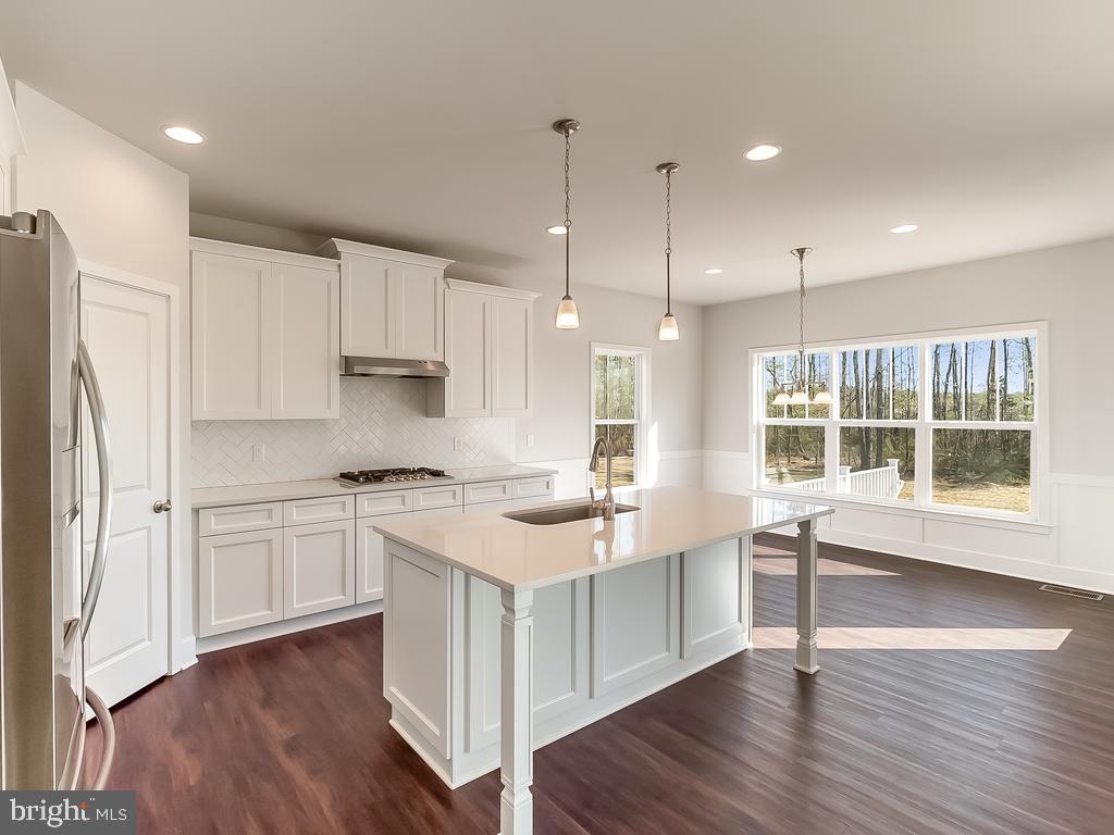 WYNDEMERE - Residential