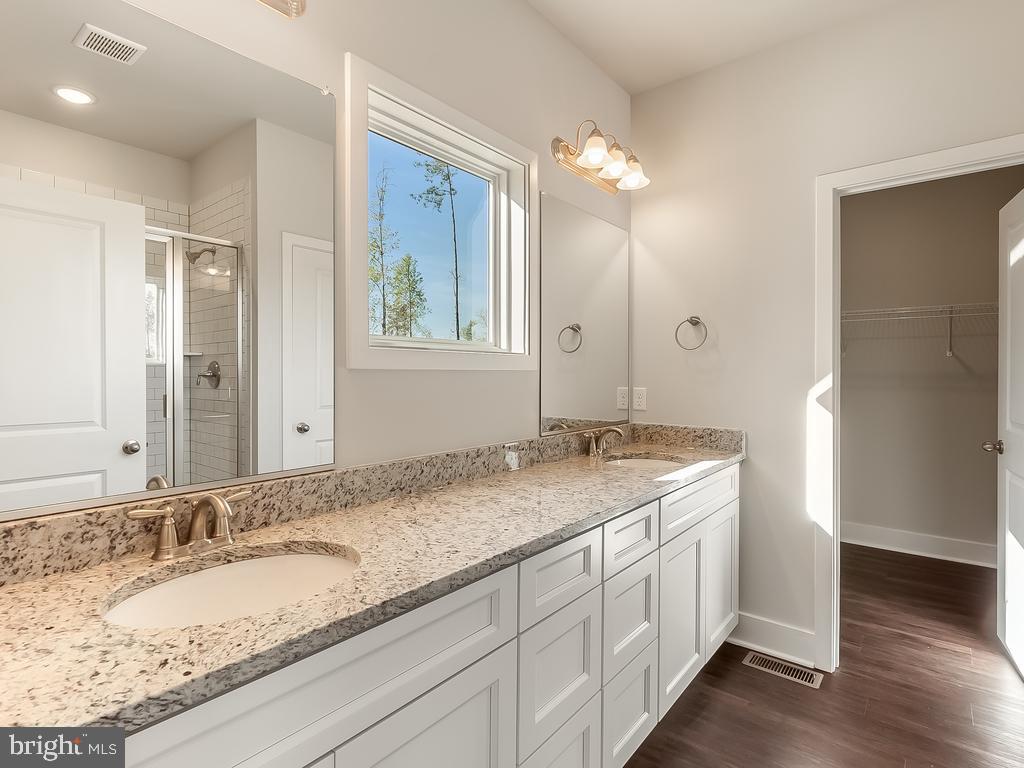 WYNDEMERE - Residential