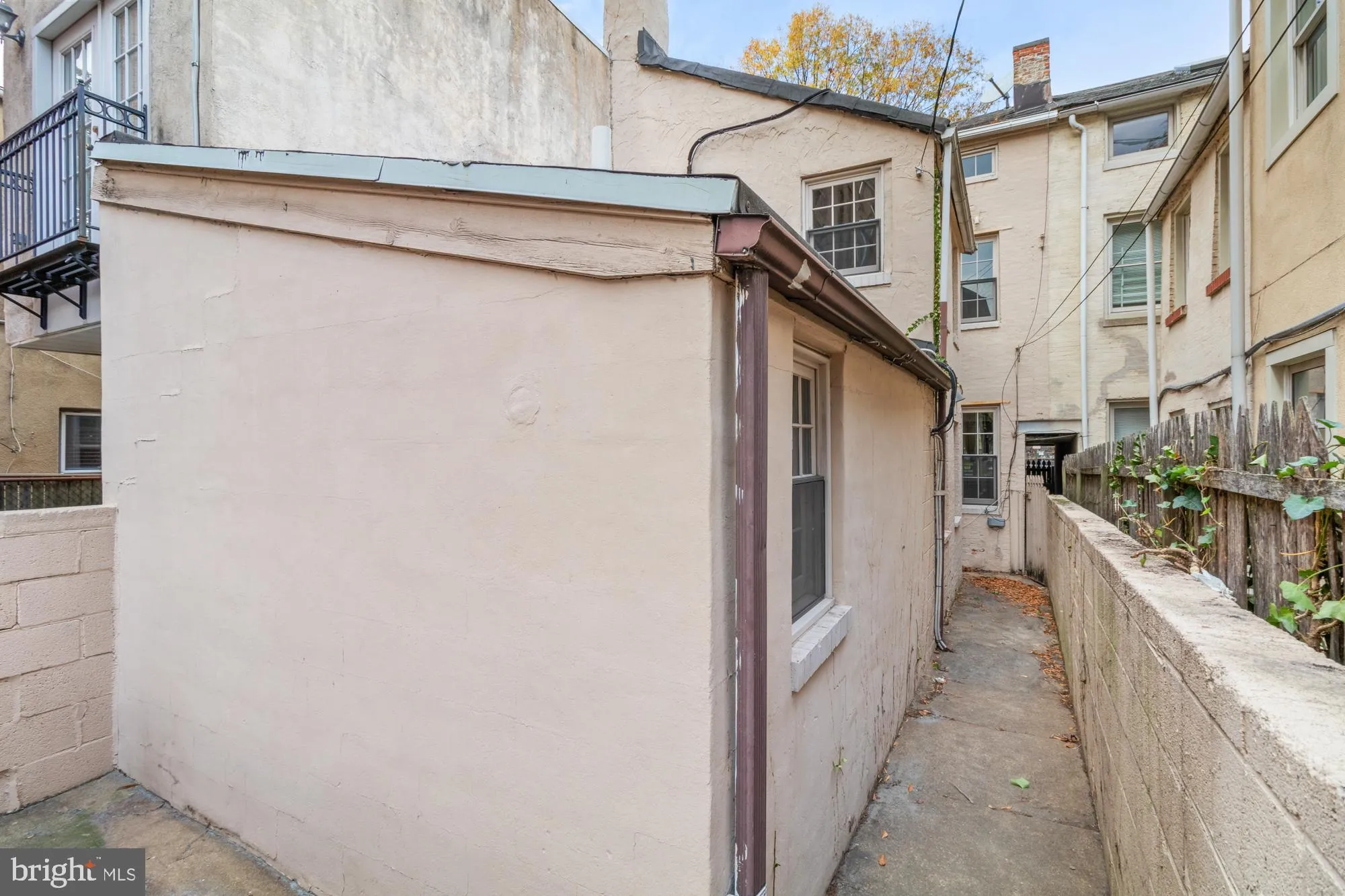 Baltimore, Maryland 21231, United States, 3 Bedrooms Bedrooms, ,3 BathroomsBathrooms,Residential,Pending,34100