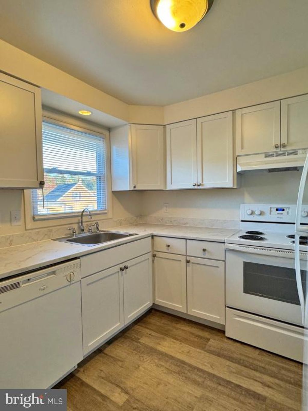 Photo of 2009 N Susquehanna Trail #F, YORK, PA 17404 (MLS # PAYK2097992)