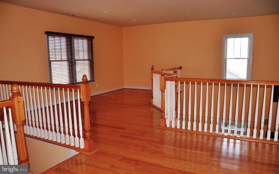 EASTON VILLAGE - Residential