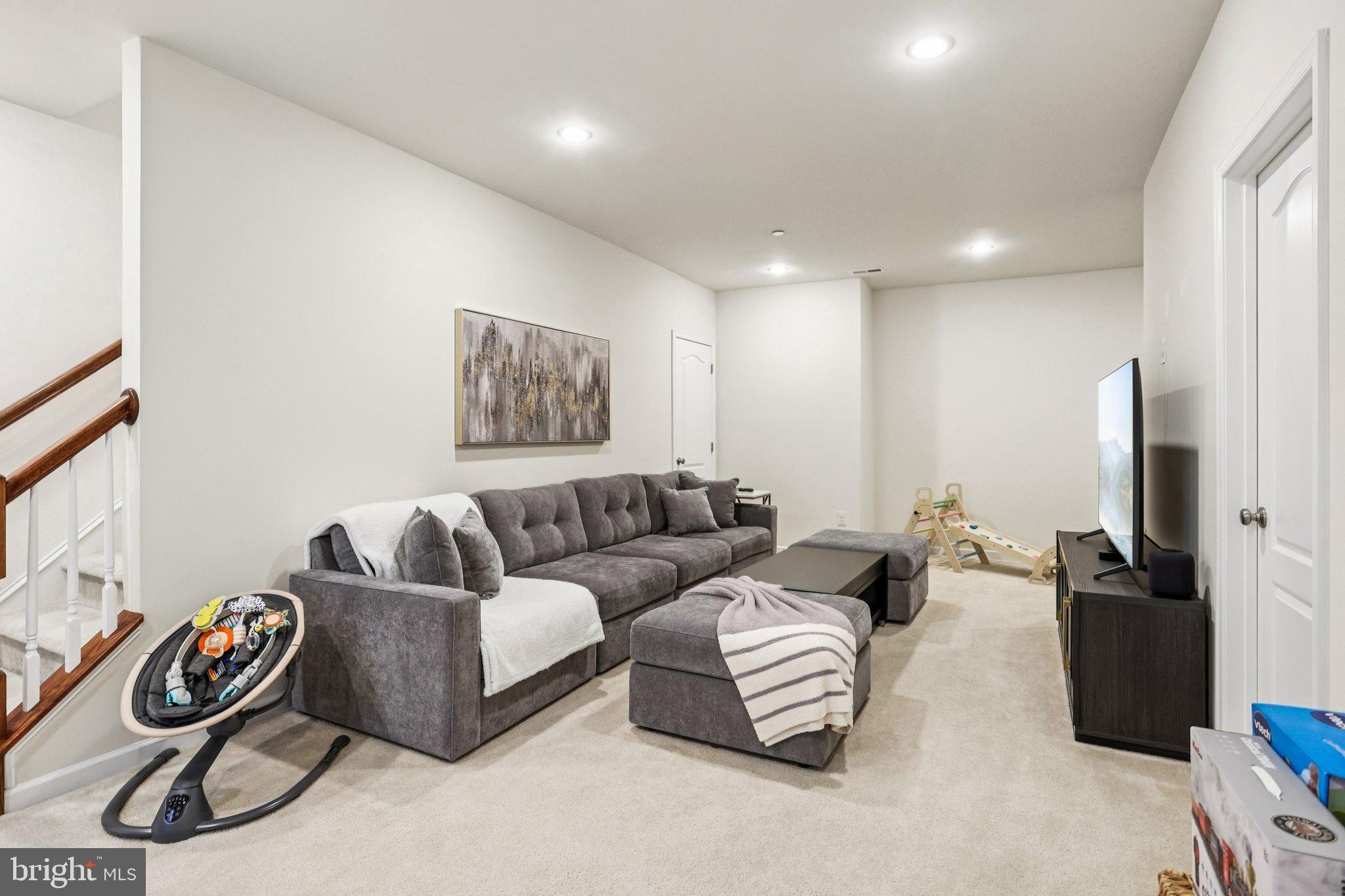 RAVENSCLIFF - Residential