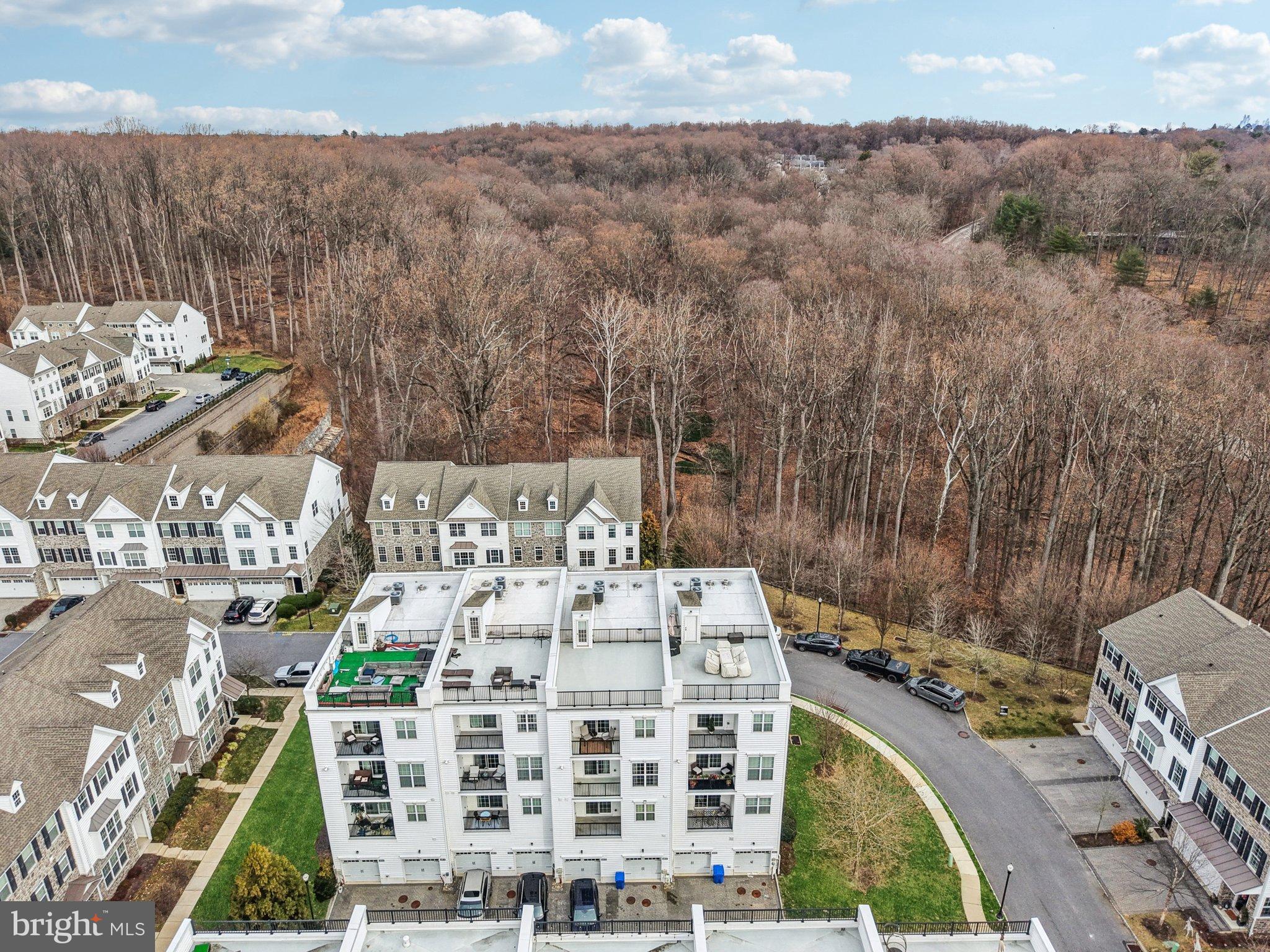 RAVENSCLIFF - Residential