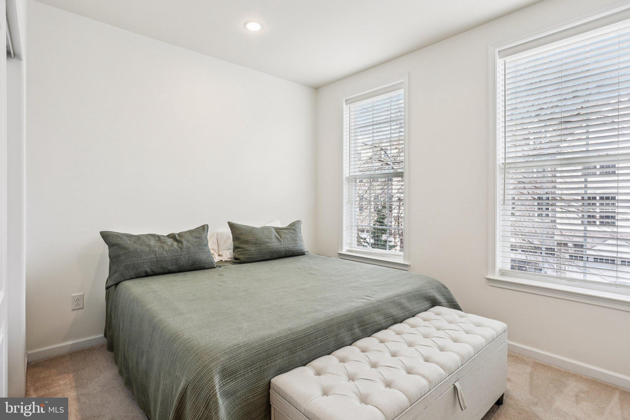 RAVENSCLIFF - Residential