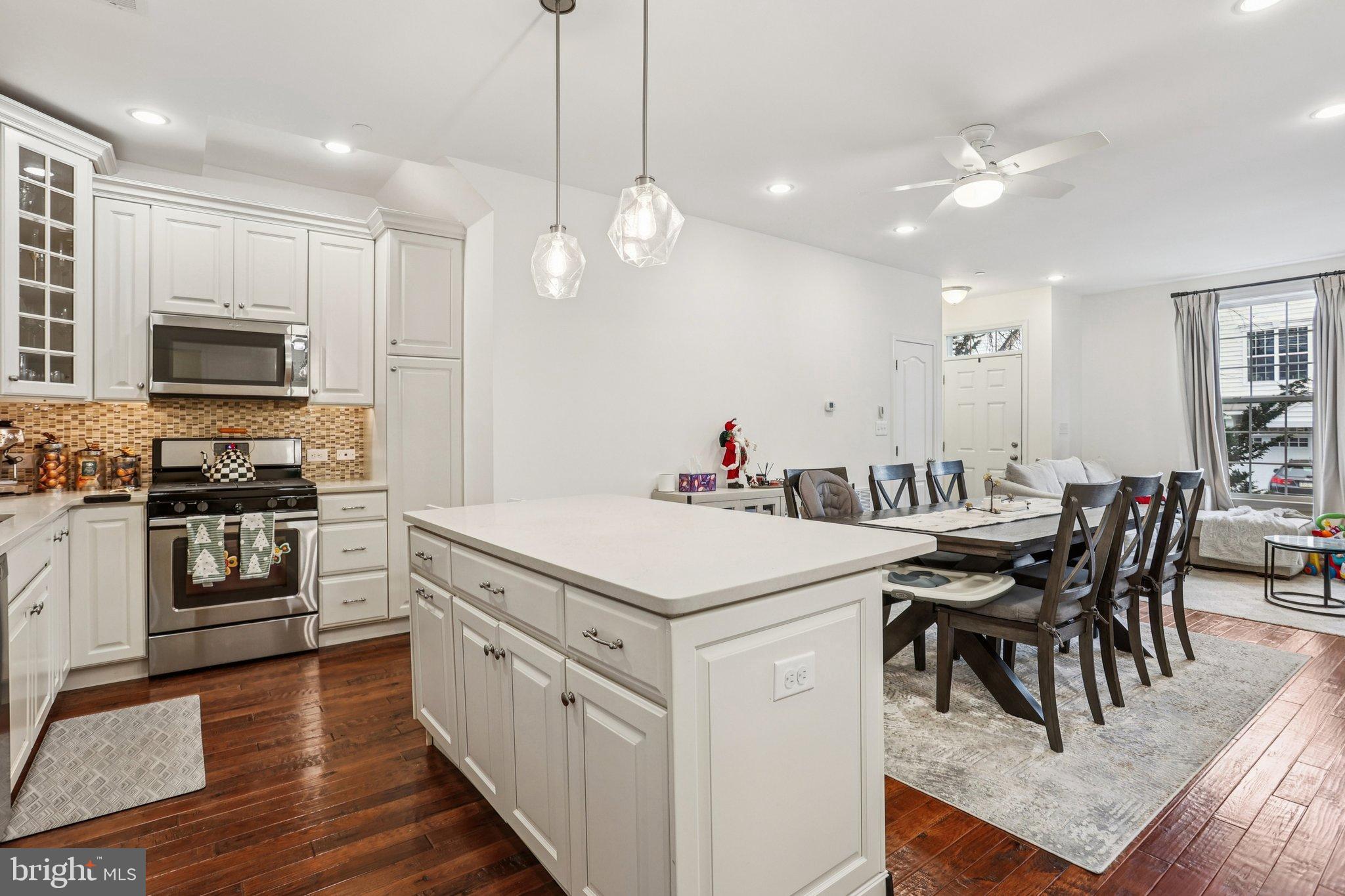 RAVENSCLIFF - Residential