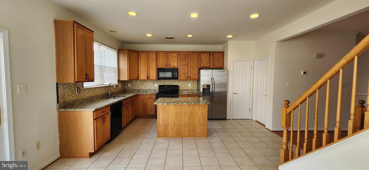 RYAN PARK - Residential Lease