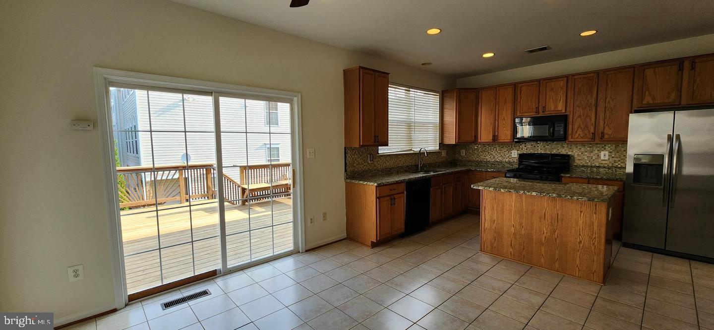 RYAN PARK - Residential Lease