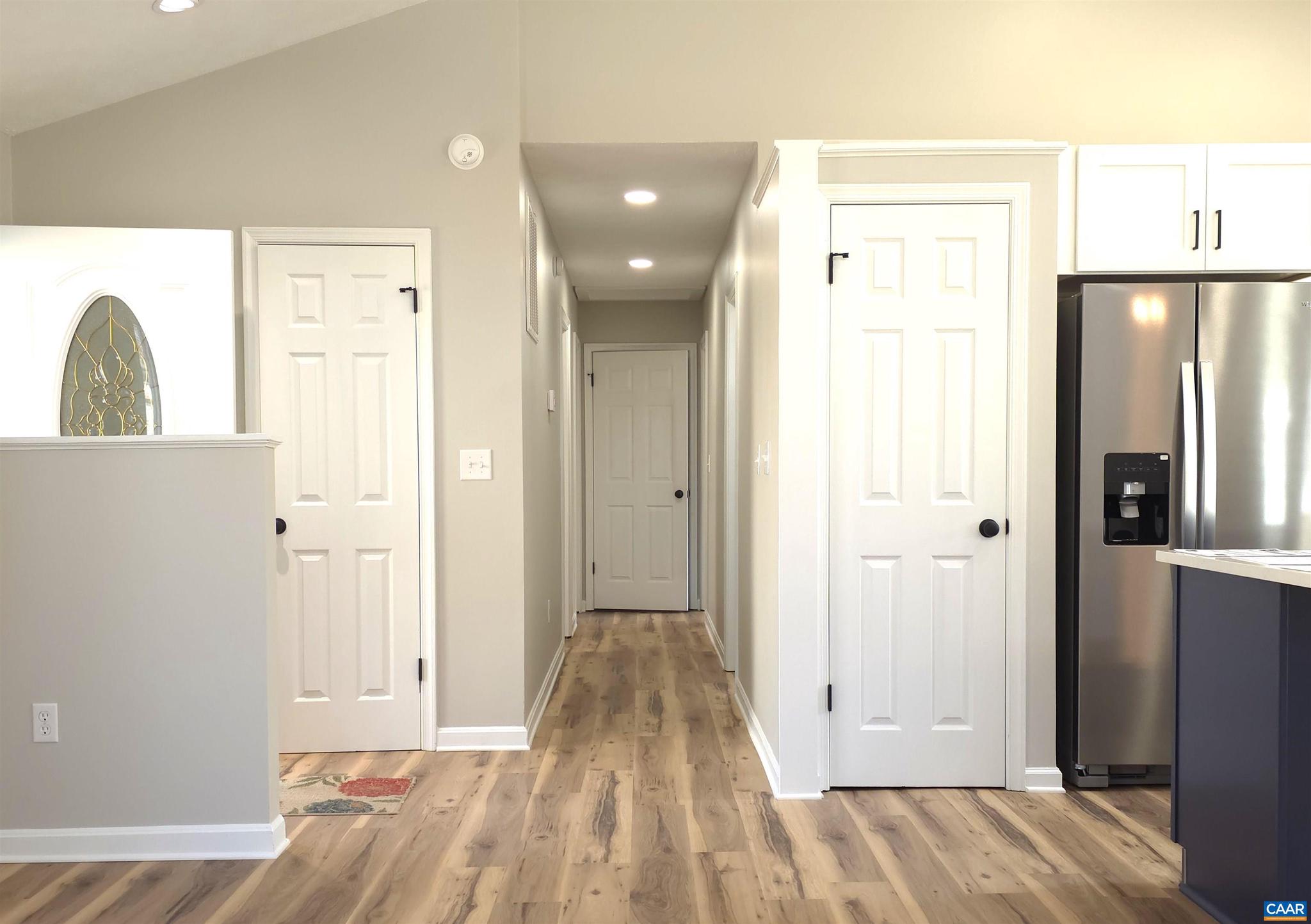 LAKE MONTICELLO - Residential