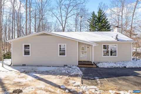 820 JEFFERSON DR PALMYRA VA 22963