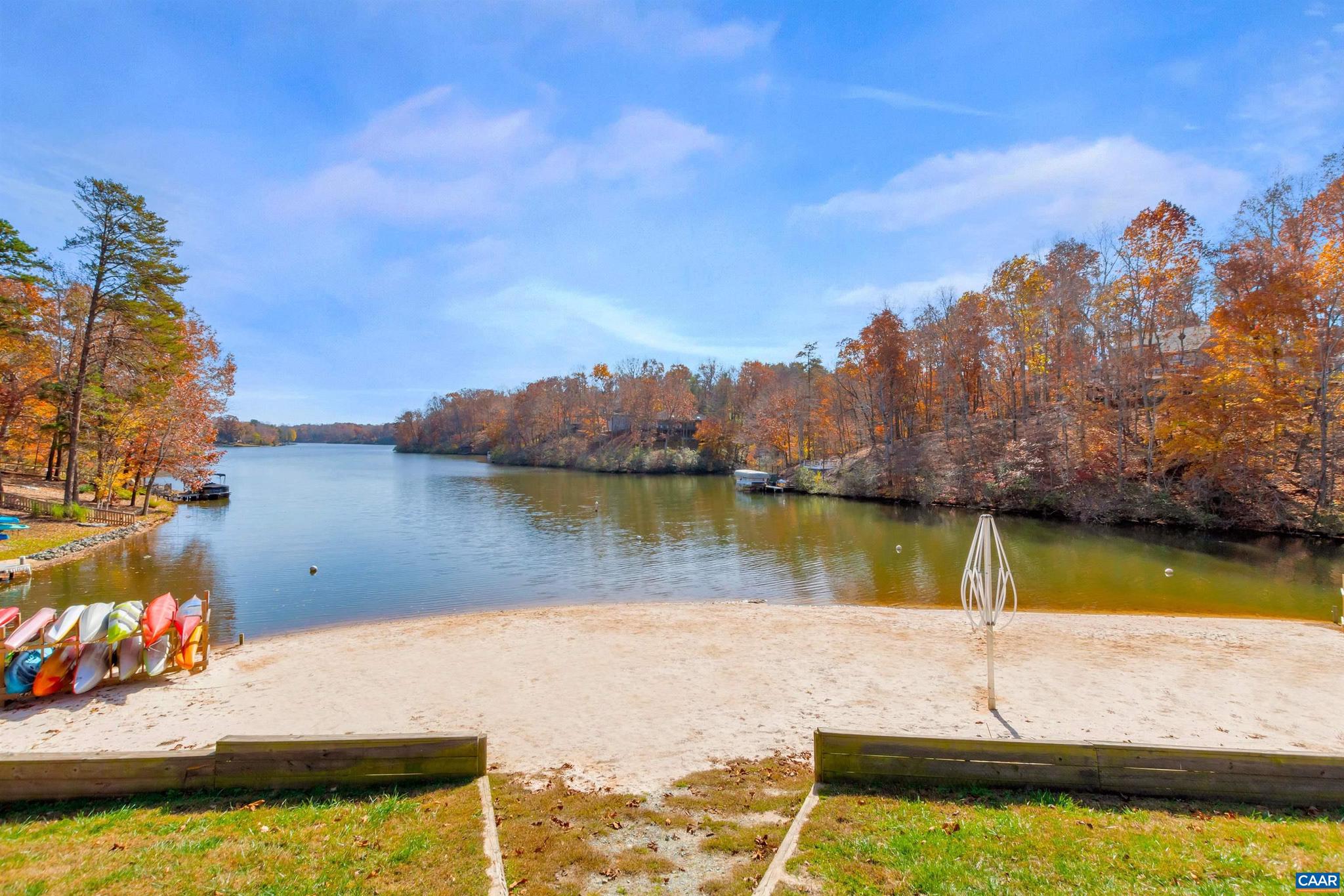 LAKE MONTICELLO - Residential