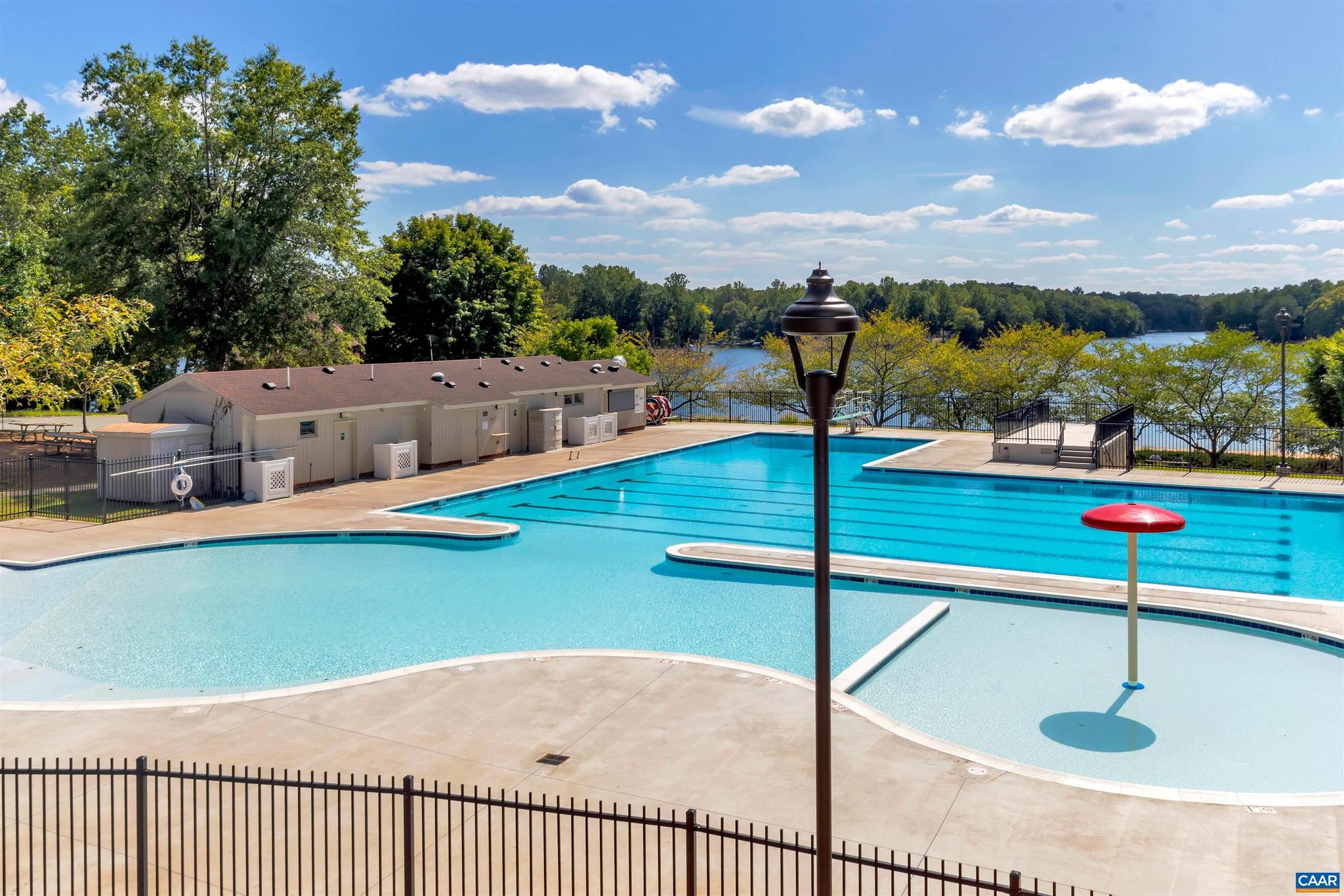 LAKE MONTICELLO - Residential