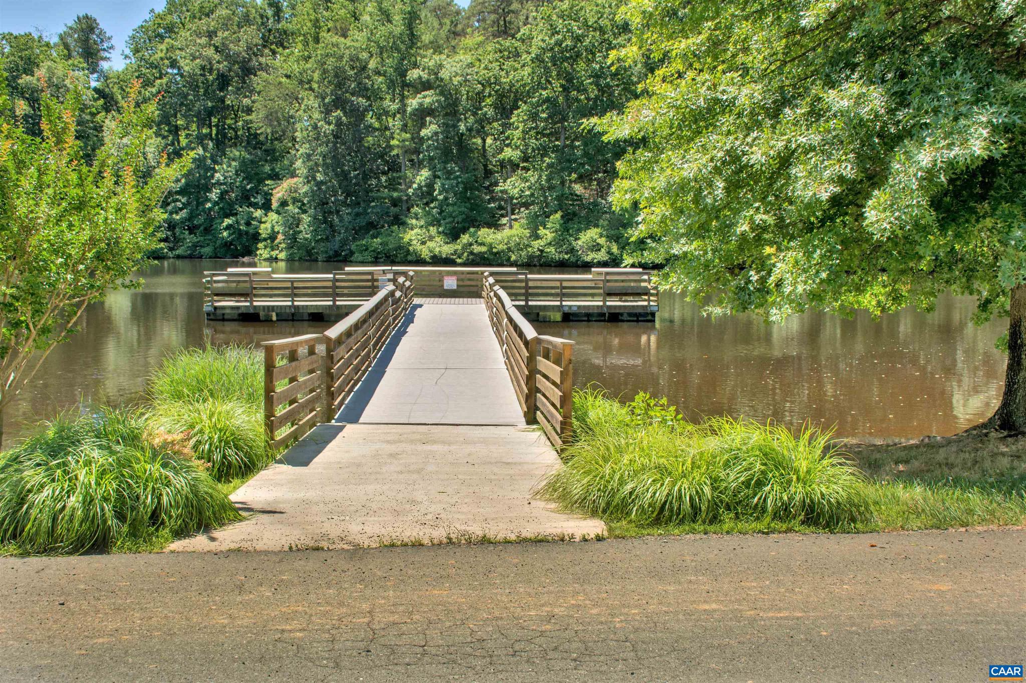 LAKE MONTICELLO - Residential