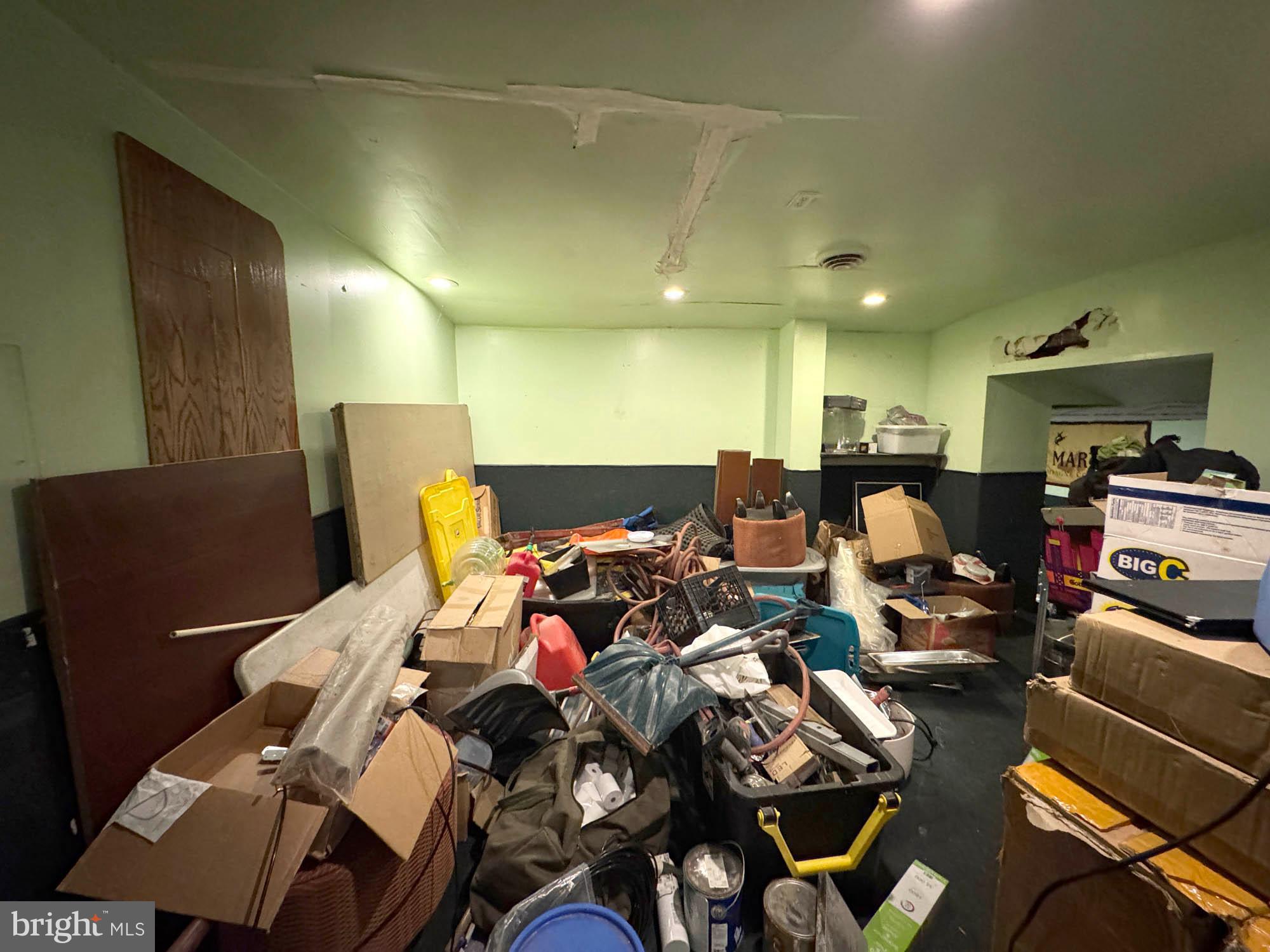 BROADWAY EAST - Commercial Sale