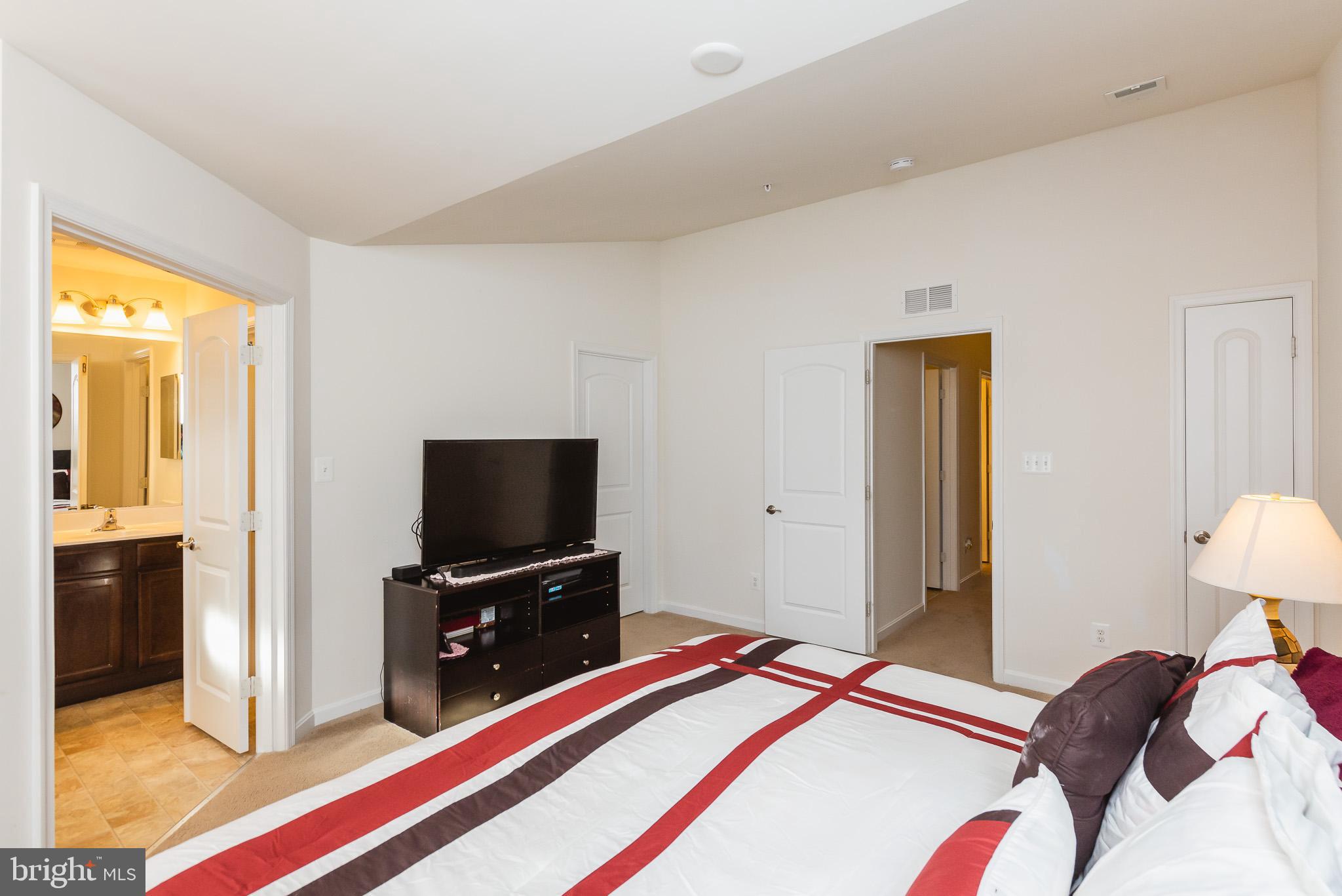 CHARLESTOWN CROSSING - Residential