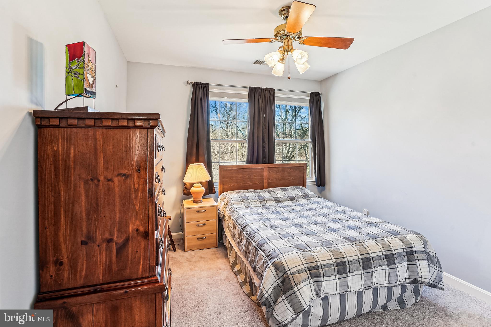 COLCHESTER HUNT - Residential