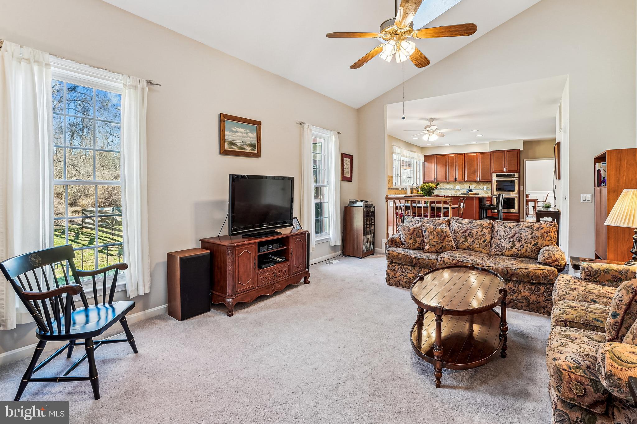 COLCHESTER HUNT - Residential