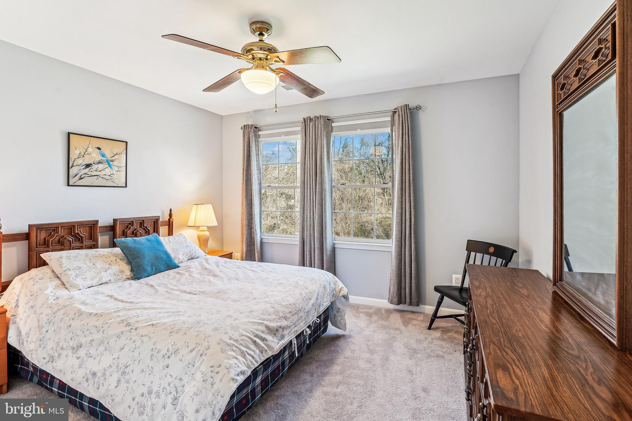 COLCHESTER HUNT - Residential