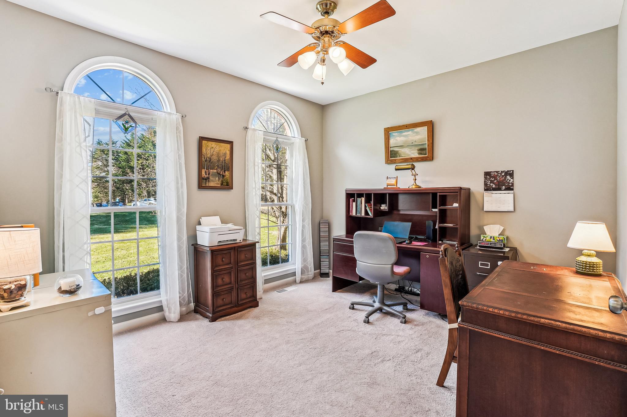 COLCHESTER HUNT - Residential