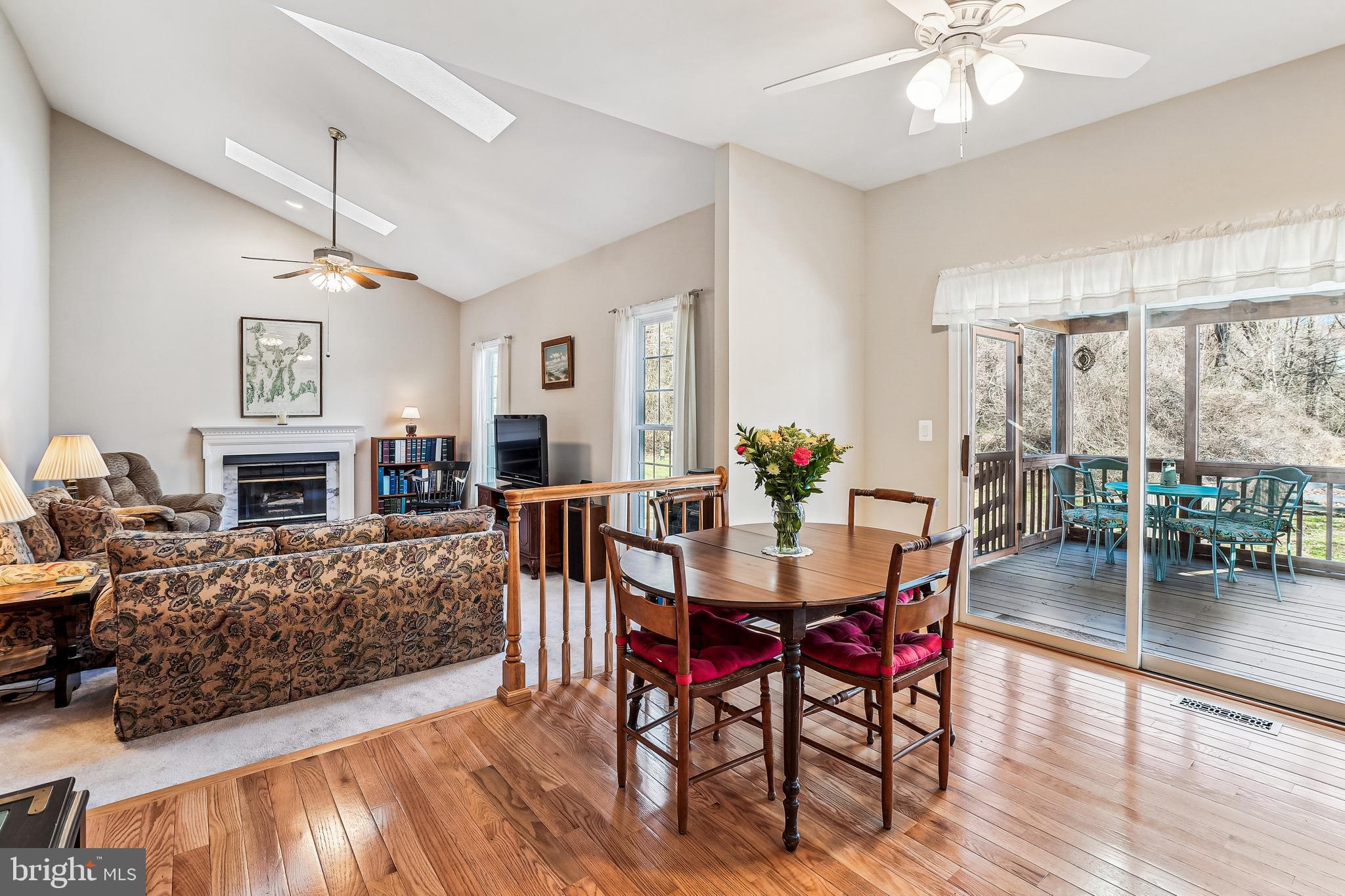 COLCHESTER HUNT - Residential