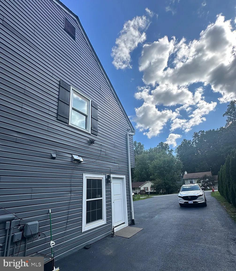 119 IVYWOOD DRIVE
