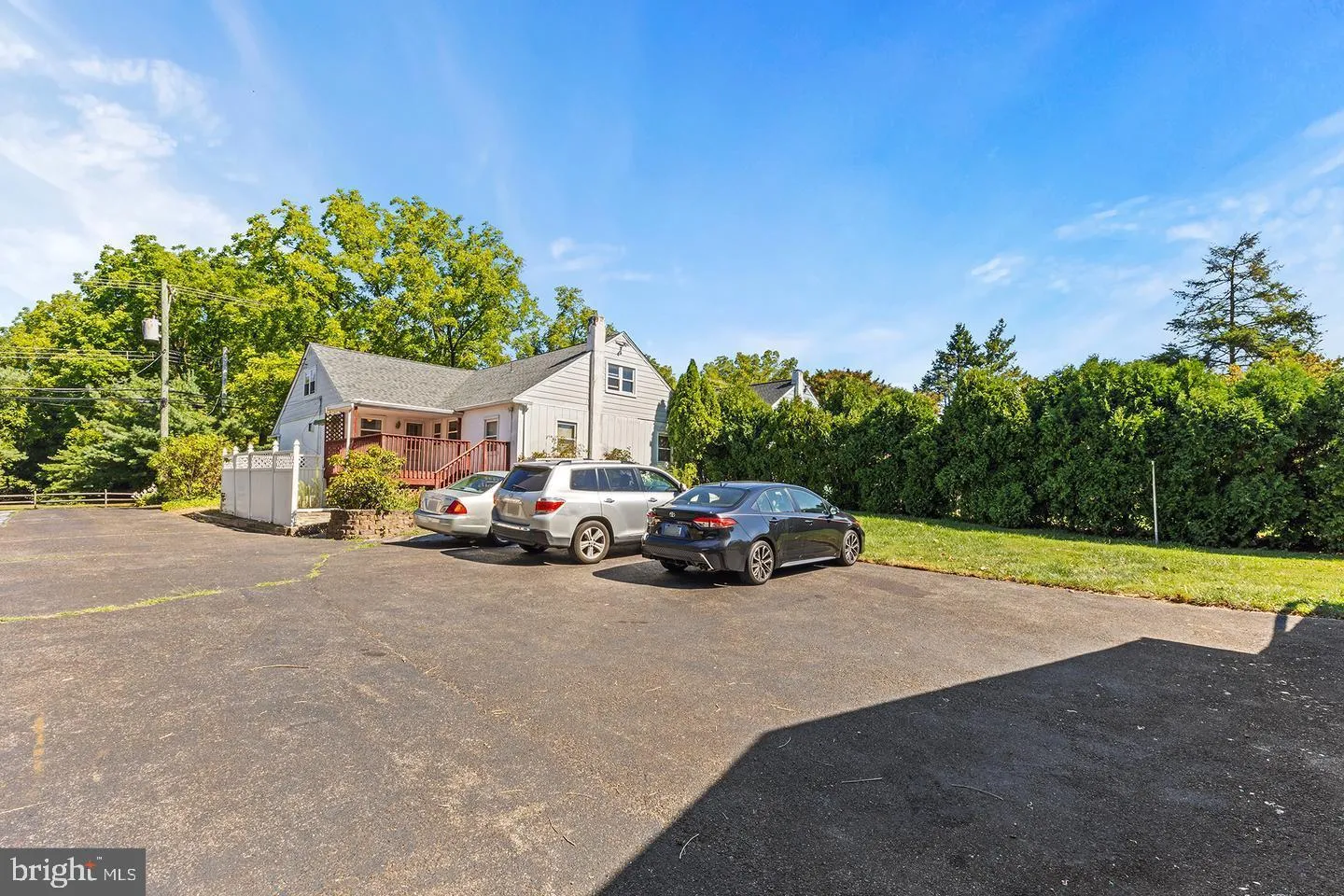 Norristown, Pennsylvania 19401, United States, 5 Bedrooms Bedrooms, ,2 BathroomsBathrooms,Residential,Contingent,80693