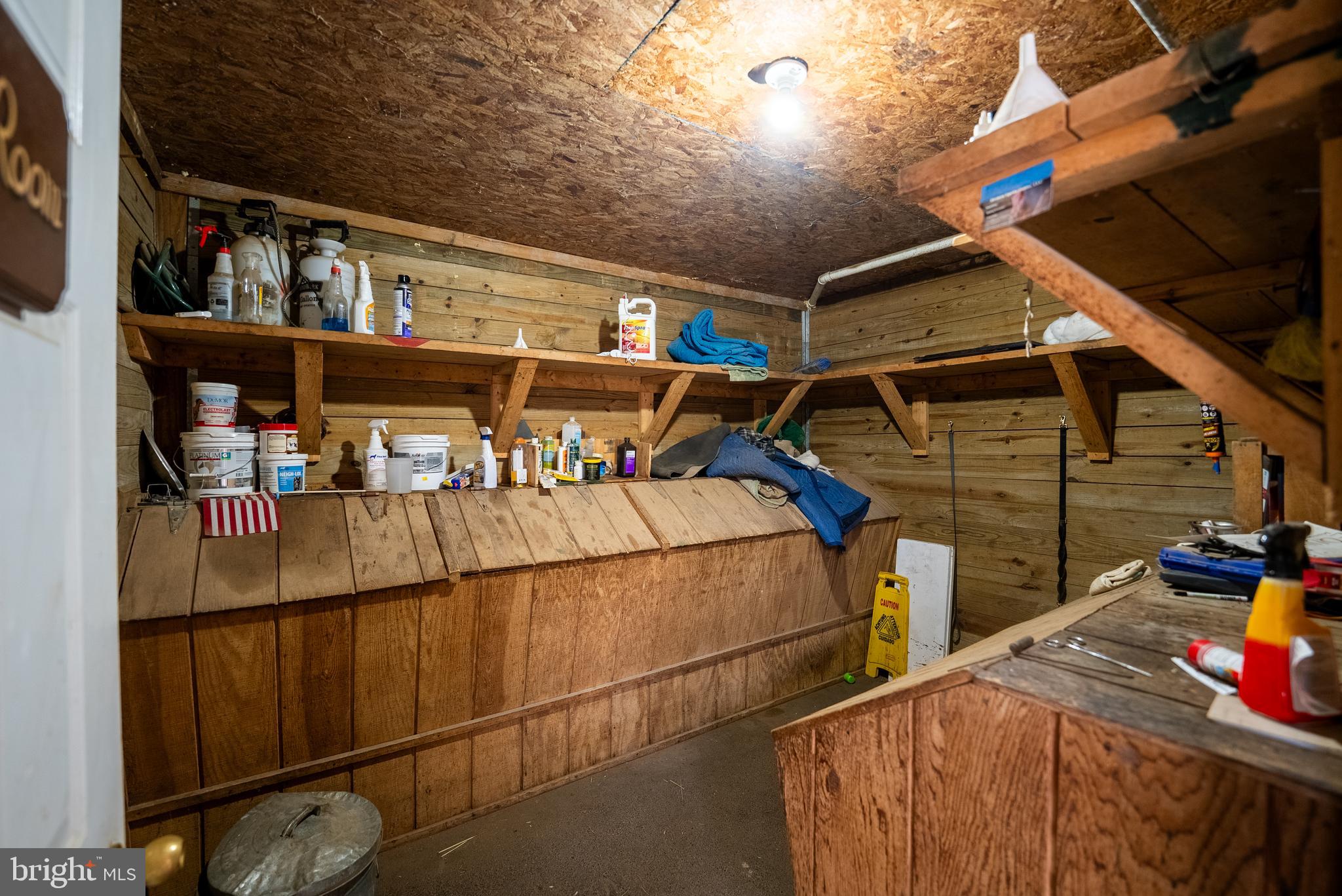 CRYSTAL VALLEY RANCHETTES - Farm